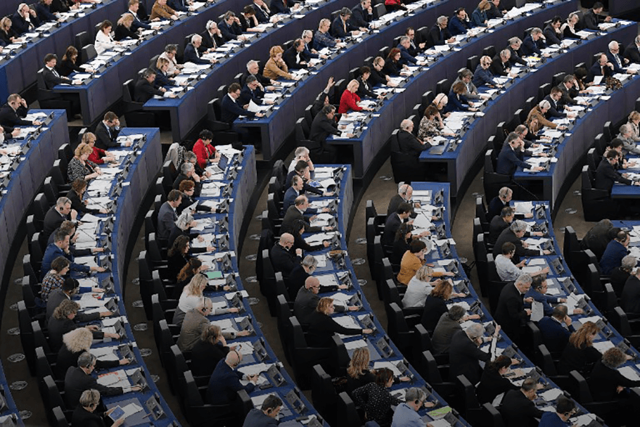 Accord UE-Etats-Unis : premier feu vert du Parlement européen pour des discussions commerciales