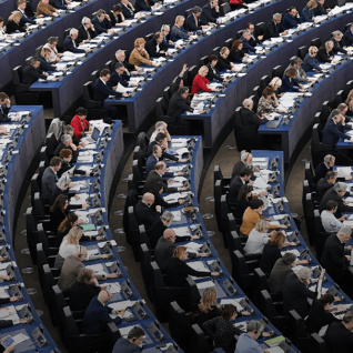 Accord UE-Etats-Unis : premier feu vert du Parlement européen pour des discussions commerciales