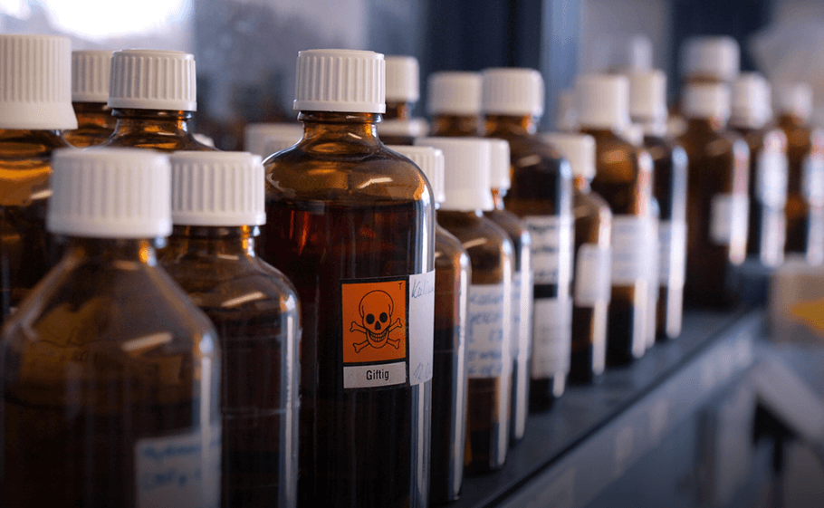 REACH : focus sur l’enregistrement et l’autorisation pour les entreprises achetant au Royaume-Uni, dans l’hypothèse d’un Brexit sans accord